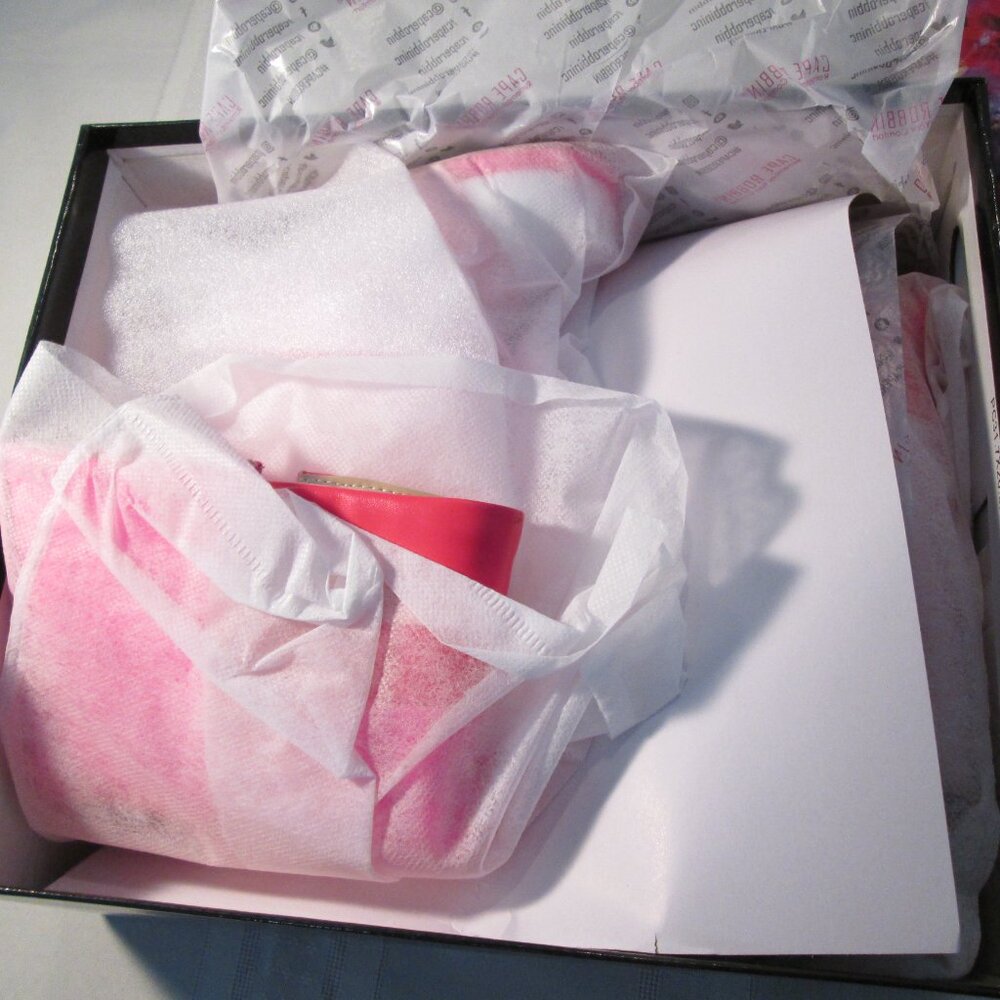 Pink Fold Over Shark Boots Parrish Cape Robbin NIB Sz 6.5 - Picture 11 of 11